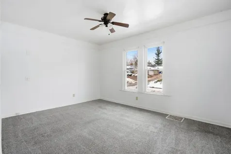 1306 17TH Street Moline IL 61265