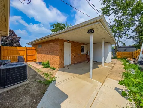 401 West 14th Place Chicago Heights IL 60411