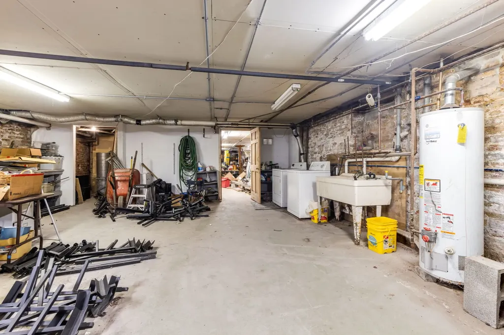 1310 North Clybourn Avenue Chicago IL 60610