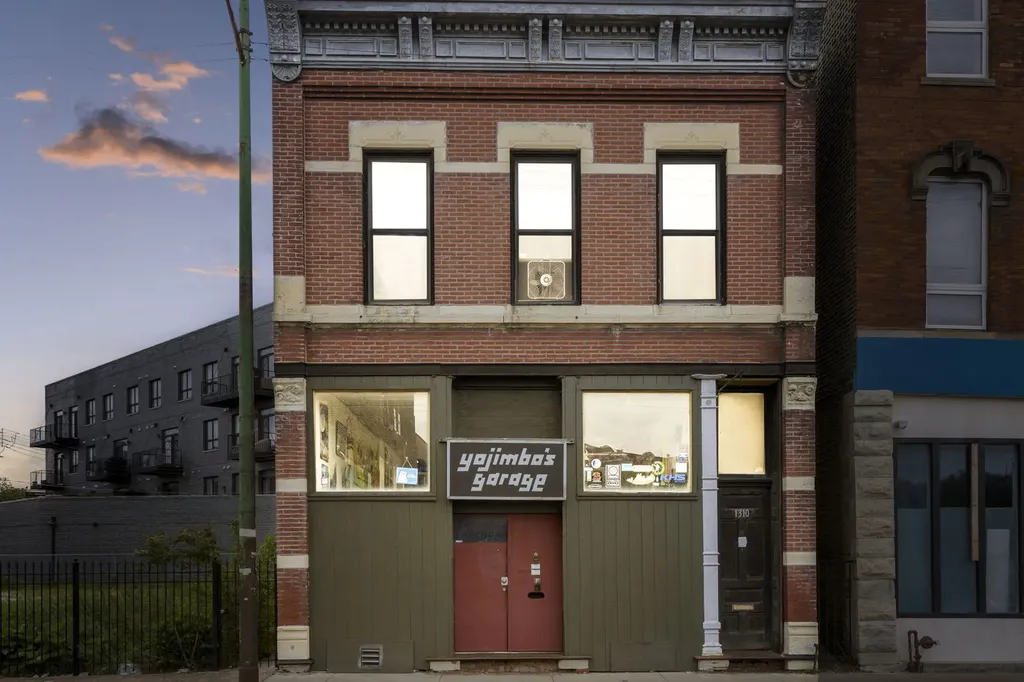1310 North Clybourn Avenue Chicago IL 60610