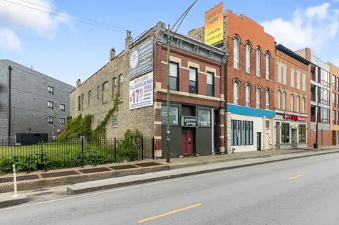 1310 North Clybourn Avenue Chicago IL 60610