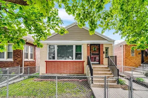 9111 South Kingston Avenue Chicago IL 60617