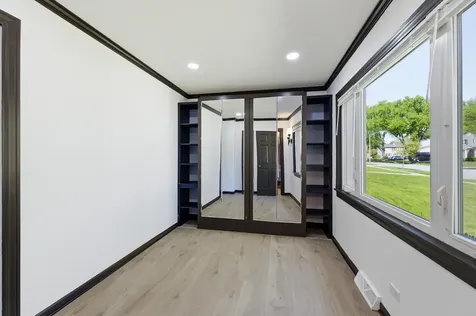 1117 East Kitson Drive Palatine IL 60074
