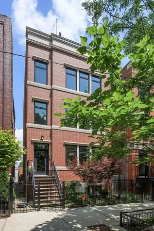 1516 West Ohio Street Chicago IL 60642