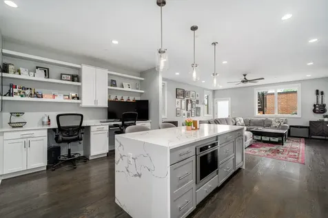 1516 West Ohio Street Chicago IL 60642