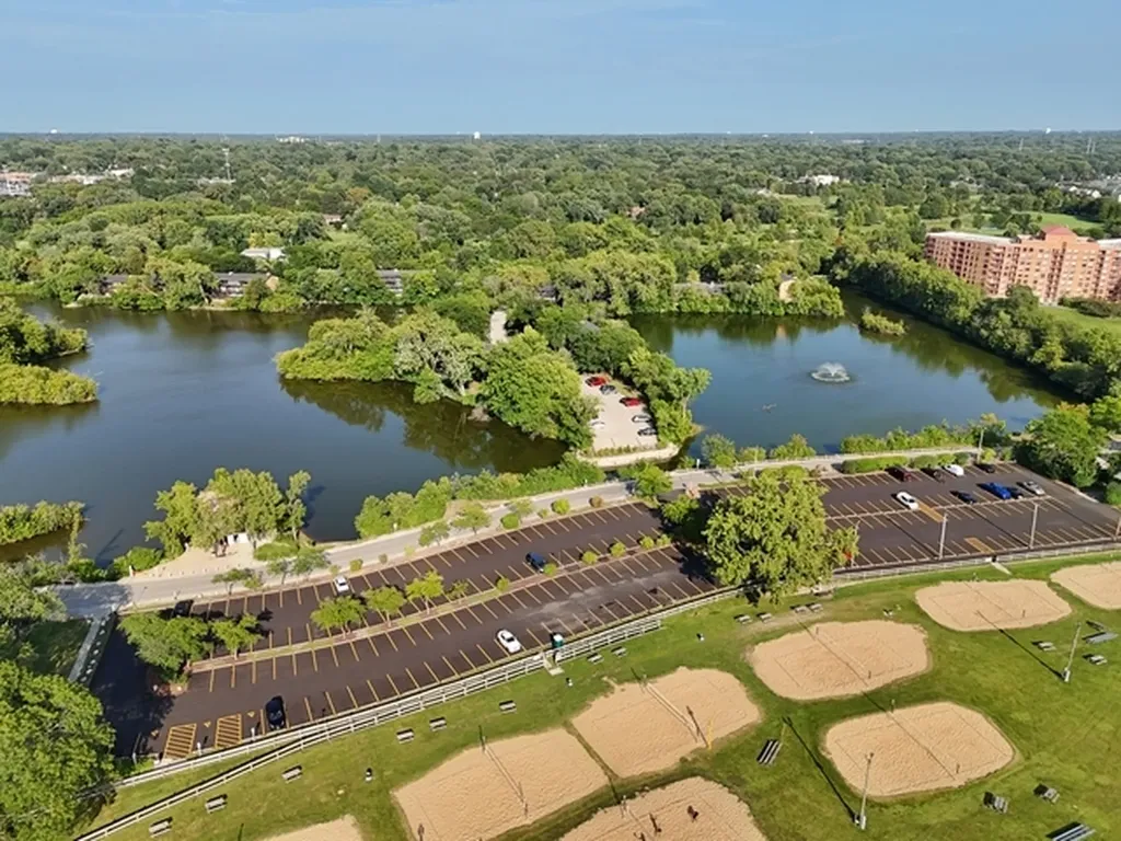 5821 Oakwood Drive Lisle IL 60532