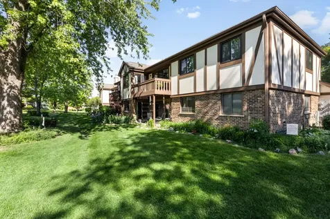 275 Wilmette Court Schaumburg IL 60193