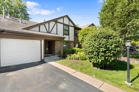 275 Wilmette Court Schaumburg IL 60193