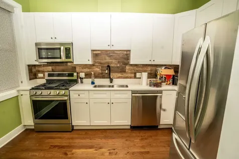 11147 South Michigan Avenue Chicago IL 60628
