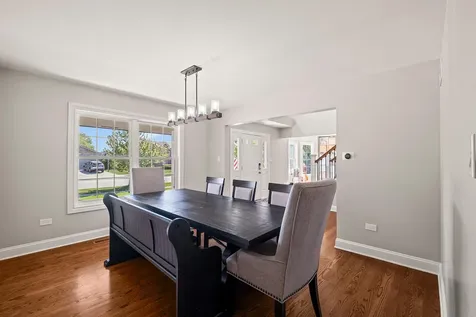 8143 Stonegate Drive Tinley Park IL 60487