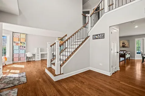 8143 Stonegate Drive Tinley Park IL 60487