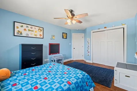 8143 Stonegate Drive Tinley Park IL 60487