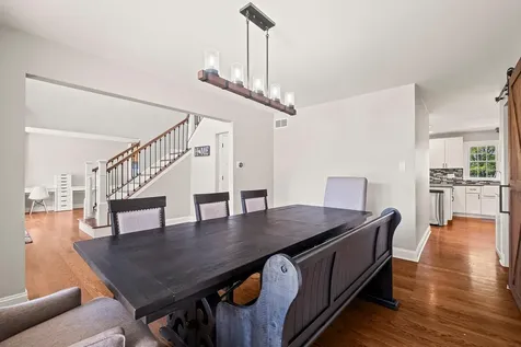 8143 Stonegate Drive Tinley Park IL 60487