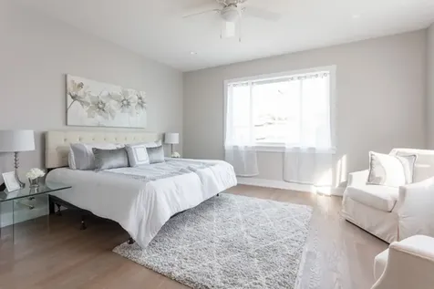 530 East 44th Place Chicago IL 60653