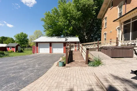 1542 Plainfield Road Oswego IL 60543