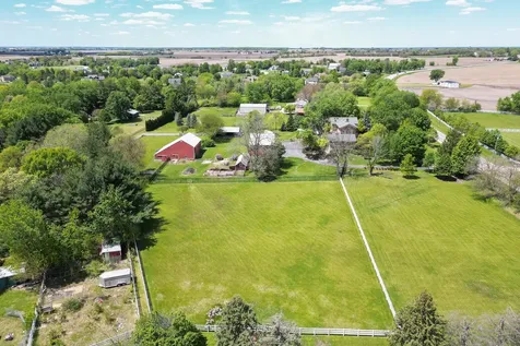 1542 Plainfield Road Oswego IL 60543