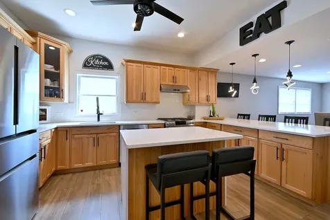5831 West Leland Avenue Chicago IL 60630
