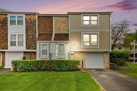 1987 Oxford Lane Hoffman Estates IL 60169