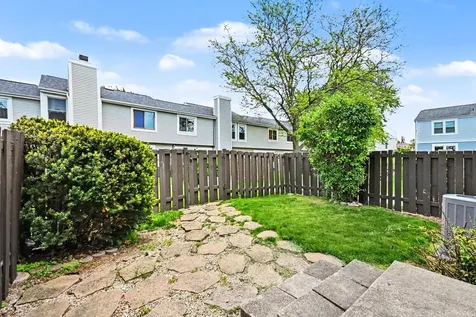 1987 Oxford Lane Hoffman Estates IL 60169