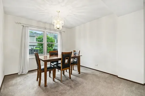1987 Oxford Lane Hoffman Estates IL 60169