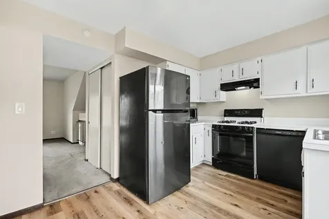 1987 Oxford Lane Hoffman Estates IL 60169