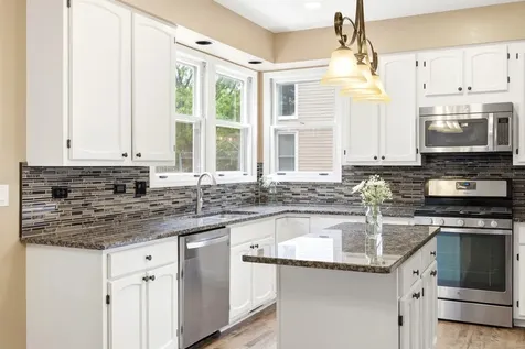 1497 Lilac Drive Crystal Lake IL 60014