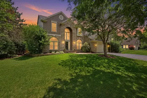 1497 Lilac Drive Crystal Lake IL 60014