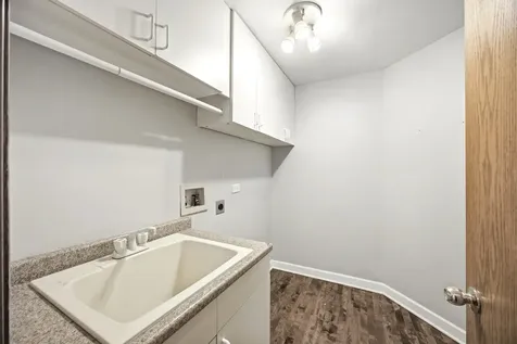 1497 Lilac Drive Crystal Lake IL 60014
