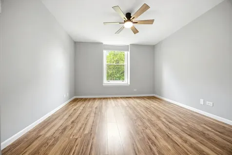 1497 Lilac Drive Crystal Lake IL 60014