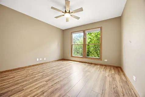 1497 Lilac Drive Crystal Lake IL 60014