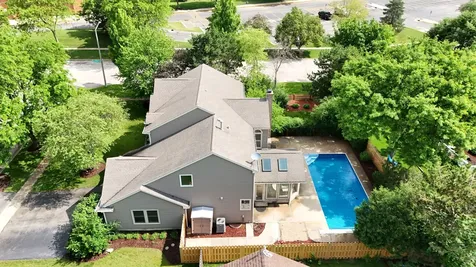 1497 Lilac Drive Crystal Lake IL 60014