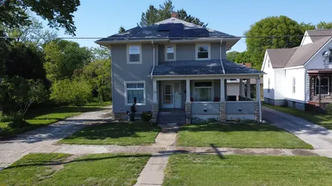 215 West Jones Street Milford IL 60953