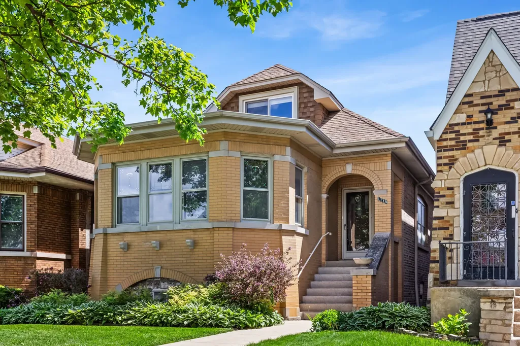 1719 North Newcastle Avenue Chicago IL 60707