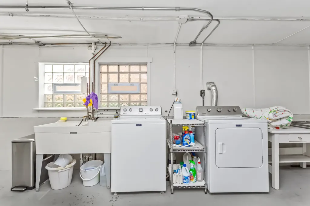 1719 North Newcastle Avenue Chicago IL 60707