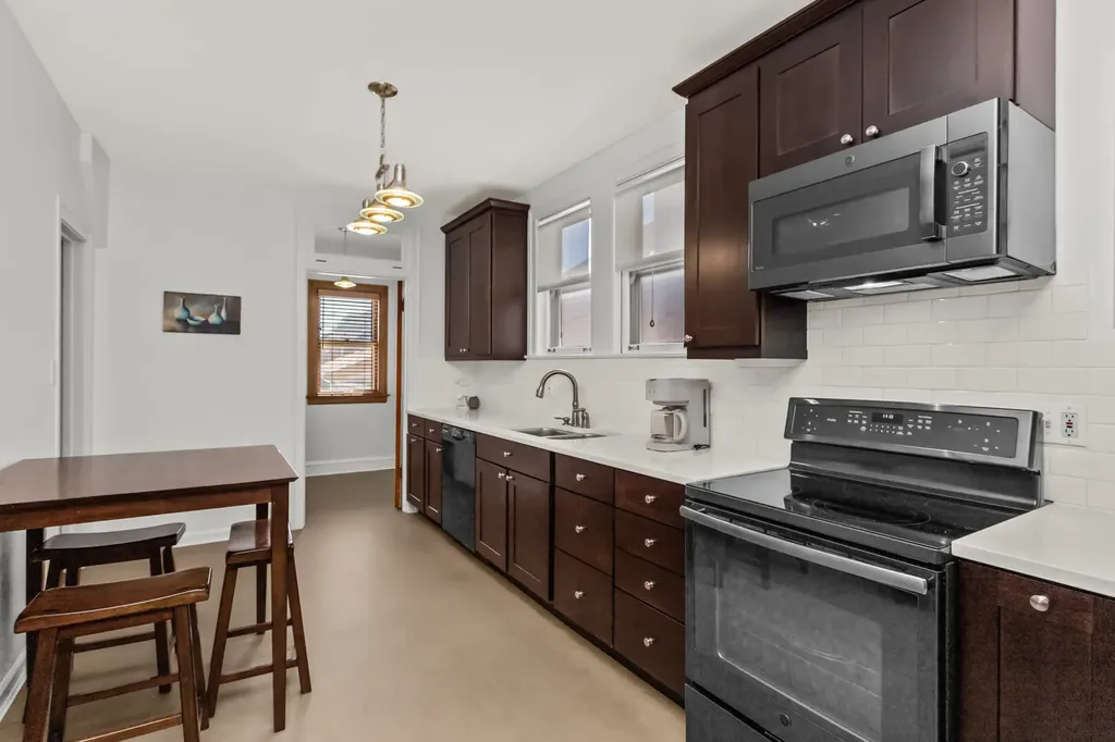 1719 North Newcastle Avenue Chicago IL 60707