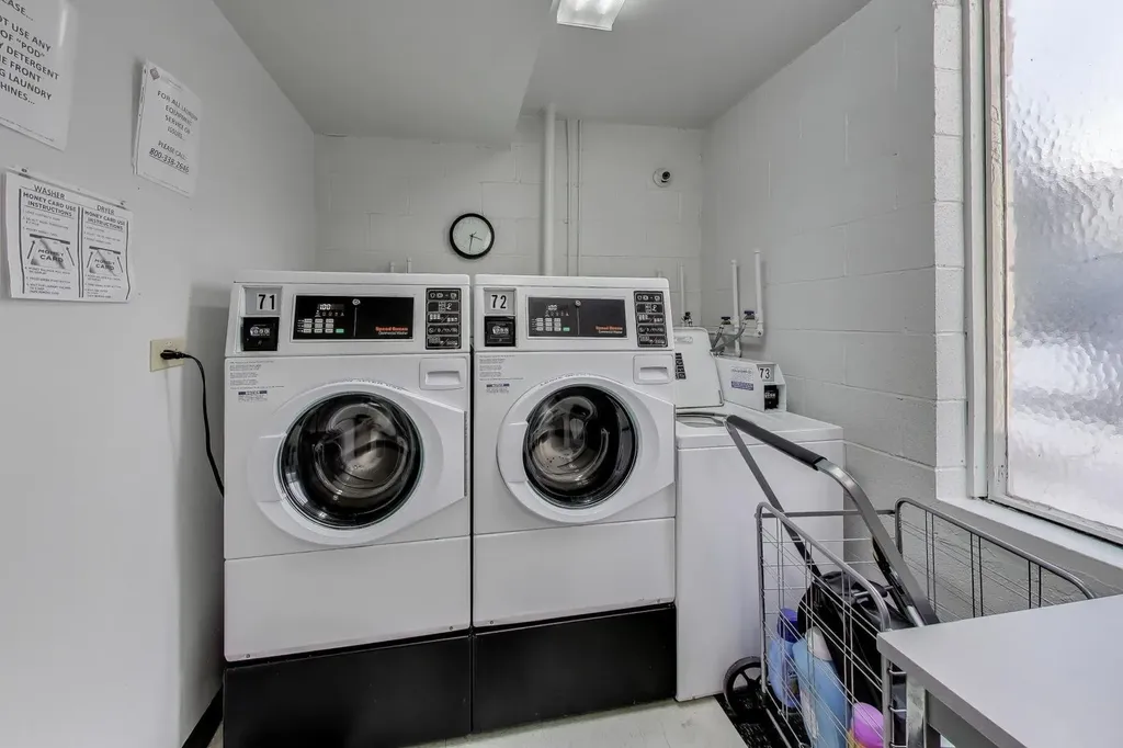 201 Thames Parkway Park Ridge IL 60068