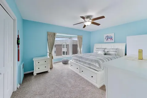 201 Thames Parkway Park Ridge IL 60068