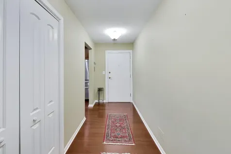 201 Thames Parkway Park Ridge IL 60068