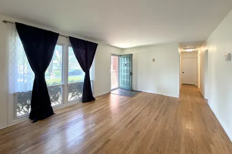 604 East Cedar Lane Mount Prospect IL 60056
