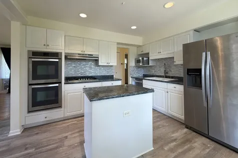 604 East Cedar Lane Mount Prospect IL 60056