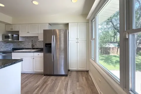 604 East Cedar Lane Mount Prospect IL 60056