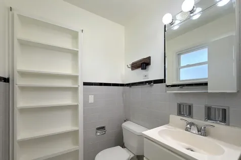 604 East Cedar Lane Mount Prospect IL 60056