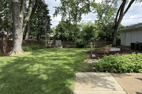 604 East Cedar Lane Mount Prospect IL 60056