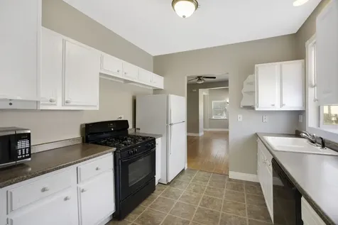 1349 Floresta Crystal Lake IL 60014