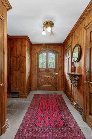 33W480 Thorncroft Drive Wayne IL 60184