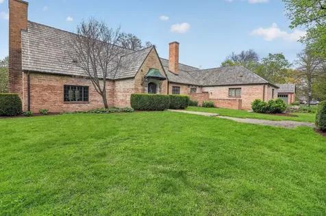 33W480 Thorncroft Drive Wayne IL 60184