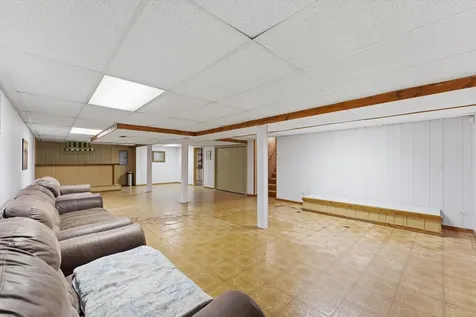 16861 Thackery Avenue Oak Forest IL 60452