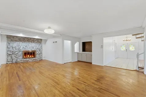 16861 Thackery Avenue Oak Forest IL 60452
