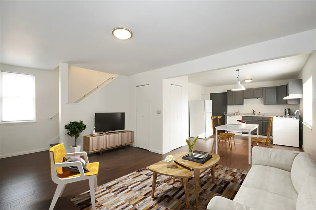 3243 North Western Avenue Chicago IL 60618