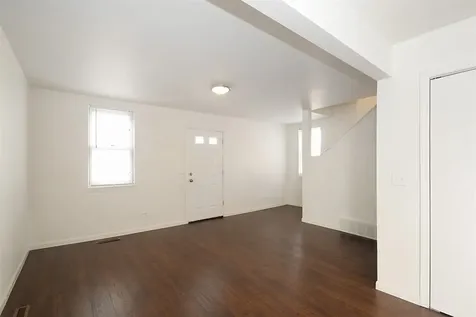 3243 North Western Avenue Chicago IL 60618